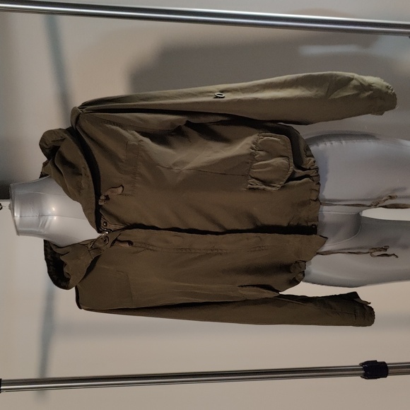 Forever 21 light hooded jacket, olive army Green, size S - Picture 1 of 3